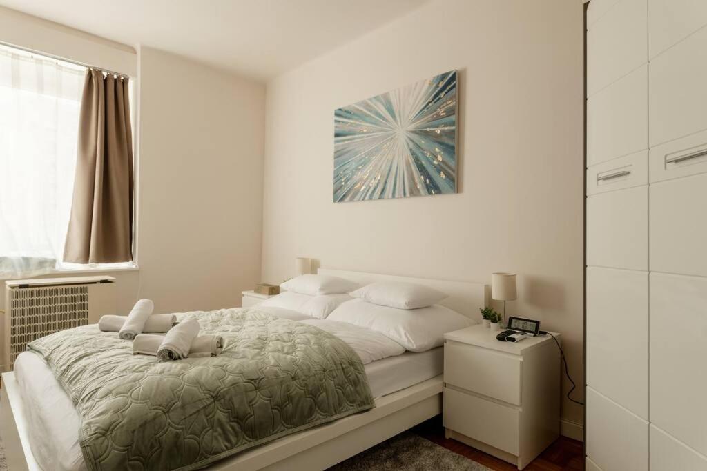 דברצן Petofi Family Apartman מראה חיצוני תמונה