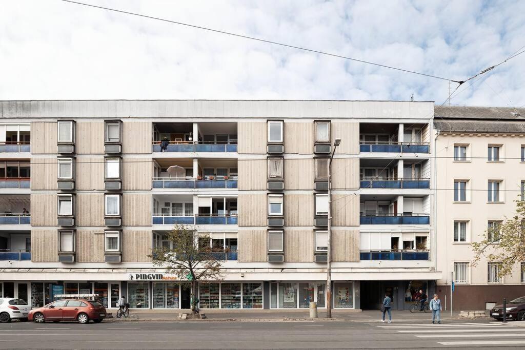 דברצן Petofi Family Apartman מראה חיצוני תמונה